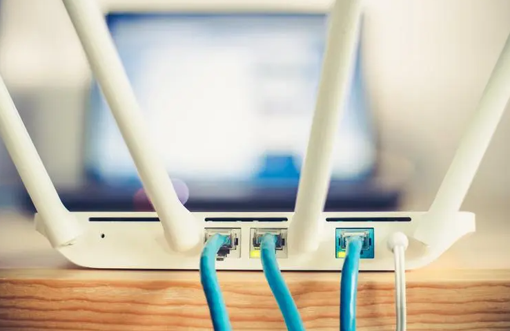 成都監控安裝公司：什么是軟路由和硬路由？