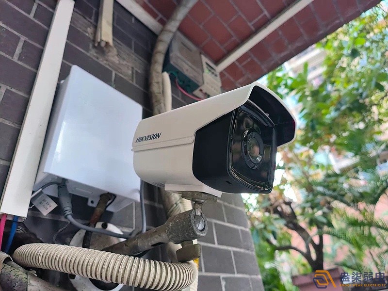 工業(yè)園區(qū)夜視安防監(jiān)控攝像頭的核心功能