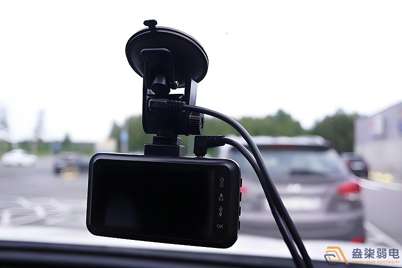 如何選擇常見的車載安防監控攝像頭？